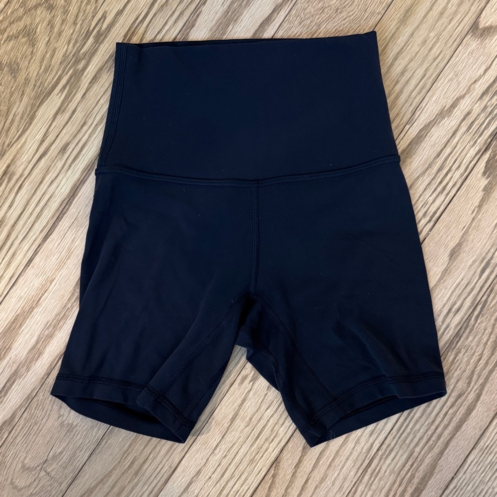 Lululemon Align shorts